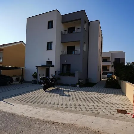Danka Pogled Na I Zadar